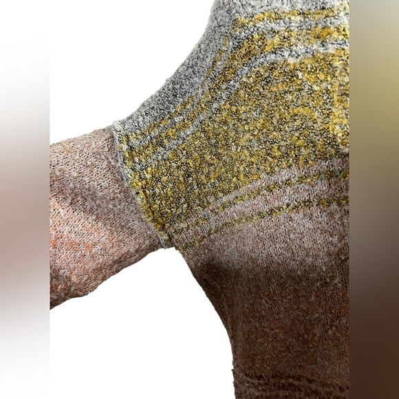 Coco & Jaimeson Color Block Cardigan Sweater - Picture 7 of 16